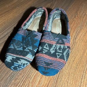 Toms Boho Shoes Size 8 in women